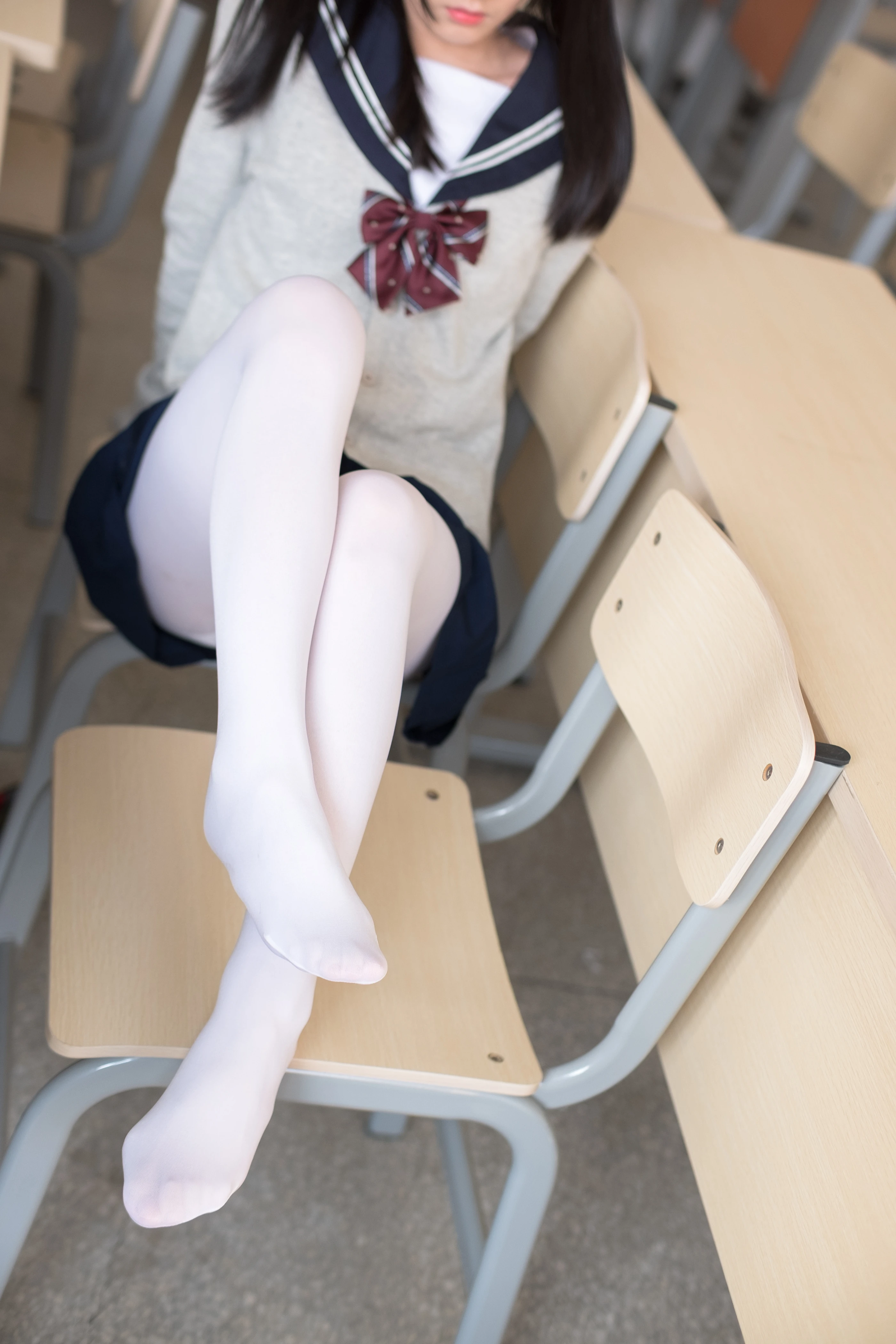 森萝财团 [SSR-004] JK白丝足控 [98P]插图7